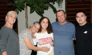 Ofensiva israelí en Gaza permite liberación de soldado apresada por Hamás