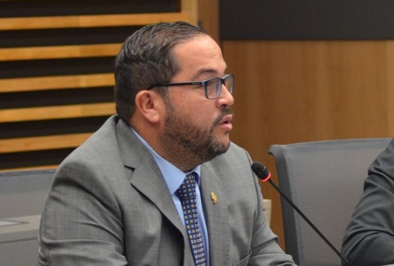 Danny Vargas califica de incompetente e improvisado al Comité Ejecutivo de Aquí Costa Rica Manda