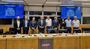 Amplían red de colaboración para prevenir, desalentar y eliminar la pesca ilegal en Latinoamérica