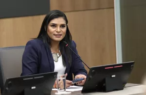 Johana Obando califica como “vergüenza internacional” que Costa Rica no haya implementado 5G