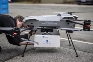 Arranca servicio de reparto de paquetes con drones en Alemania