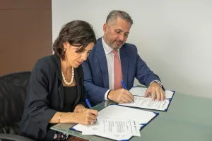 Costa Rica firma un acuerdo con la empresa CrowdStrike para fortalecer la ciberseguridad