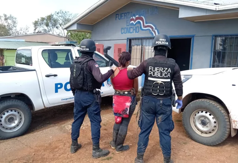 Fuerza Pública intercepta droga destinada a oreros de Crucitas