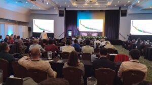 Recomiendan considerar criterios técnicos de suelos antes de construir carreteras