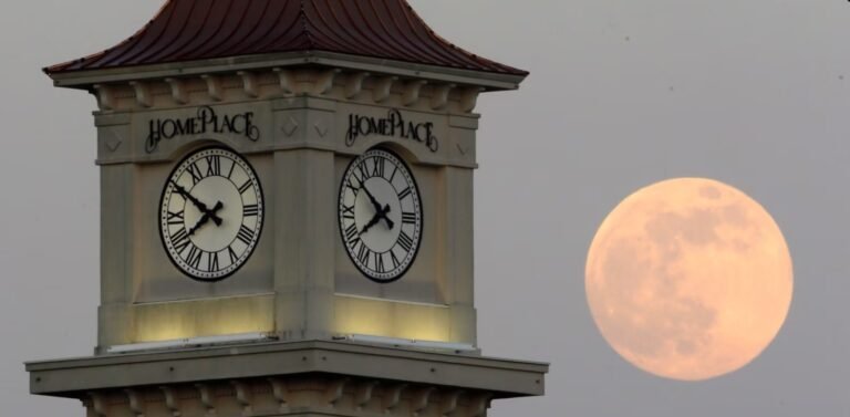 La NASA quiere idear un nuevo reloj para la Luna, donde los segundos transcurren más rápido