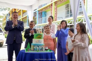 Chaves celebra que cartel de licitación para adjudicar Torre de la Esperanza ya se encuentra en SICOP