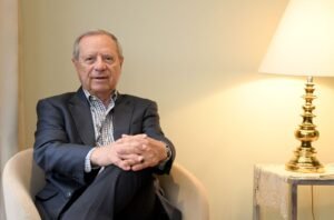 Costa Rica tiene que ser líder en el desarrollo de más y mejores democracias