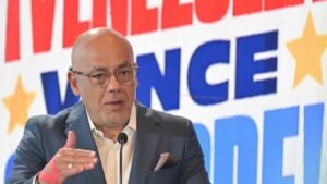 Venezuela: oficialismo insta a la oposición a firmar acuerdo para reconocer resultados de elecciones presidenciales