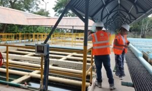 Aresep investiga contaminación de agua en Barranca