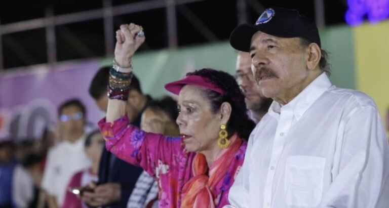 Ortega acusa a EEUU y a Europa de haberse convertido “en enemigo de los migrantes”