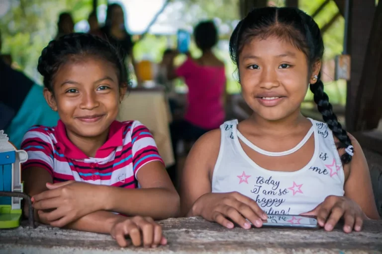 Costa Rica ingresa al top 10 de los países más felices del mundo