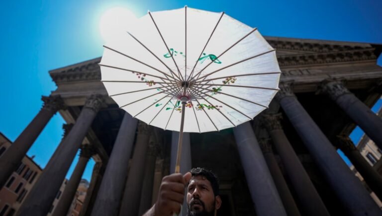 Es un infierno allá afuera: ola de calor agobia centro y sur de Europa