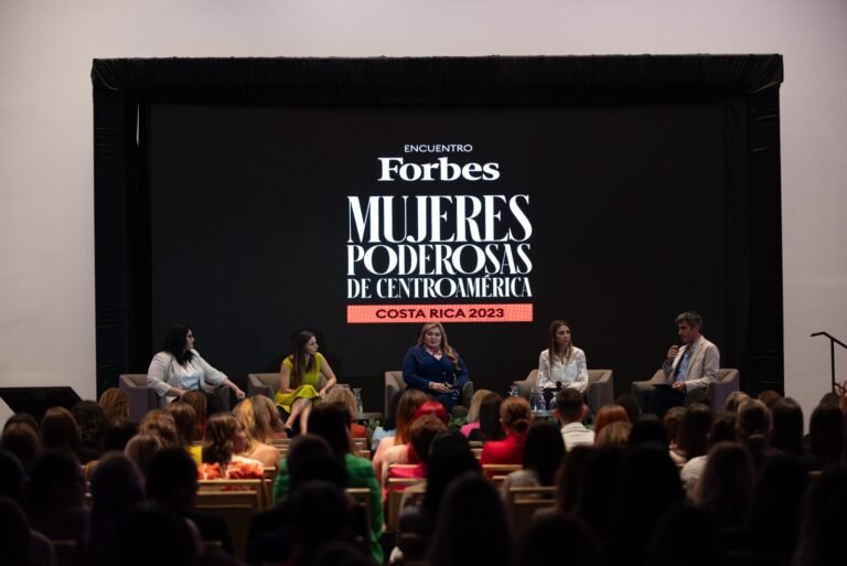 Forbes Centroamérica promueve el diálogo sobre la igualdad de género, celebrando la séptima edición del Foro Mujeres Poderosas