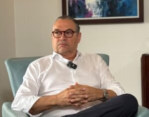 Thompson: Para sobrevivir el PLN debe ofrecer una propuesta para que la gente vuelva a confiar