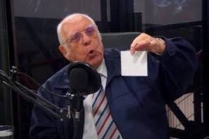 “Hay que ponerla en manos del incompetente para que la destruya”: Aguilar Bulgarelli arremete contra ministro de Cultura
