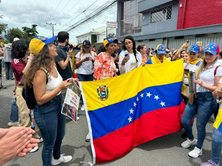 Maduro, Cilia, Diosdado, Padrino y Rodríguez son criminales de lesa humanidad y deben ser detenidos ya por el pueblo de Venezuela