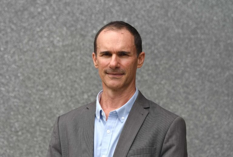 Profesor de la UCR cuestiona posible arreglo gubernamental sin explicaciones tras desistimiento de demanda de Infinito Gold