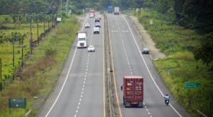 Conavi avanza en la construcción de rotondas en la Ruta Nacional 32