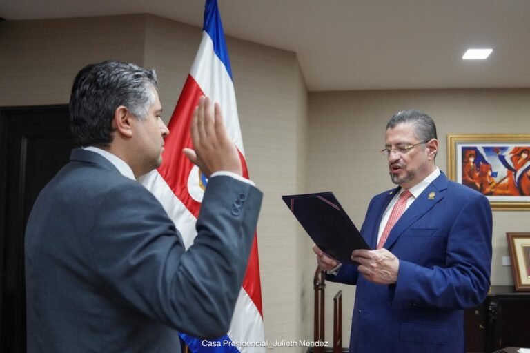 Christian Rucavado Leandro es el nuevo presidente ejecutivo del INA