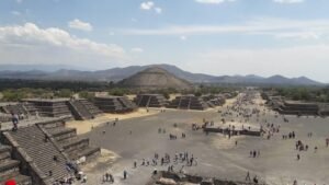 ¿Viajas a México? Cancillería advierte a ticos sobre problemas en aeropuertos