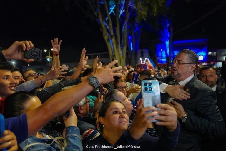 Diputados de Cartago justifican su ausencia en celebraciones patrias por falta de respeto y ataques de Chaves 