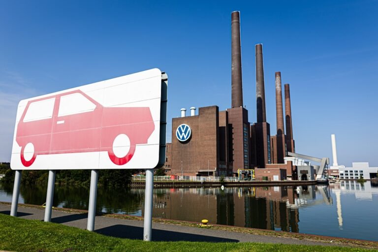 Sindicato propone semana de cuatro días para superar crisis en Volkswagen