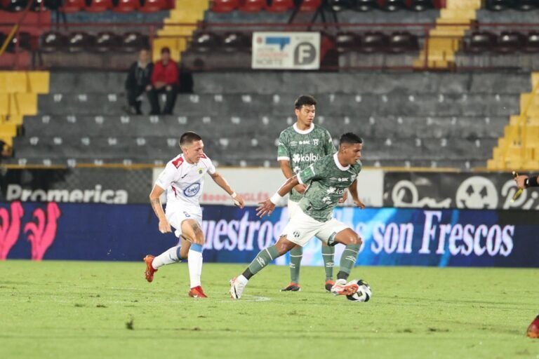 Alajuelense: Cachorros golean a Escorpiones y avanzan a semifinales