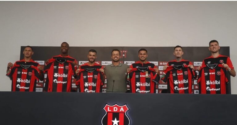 Alajuelense podría perder uno de sus recientes fichajes en enero