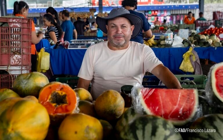 En un nuevo informe se destacan tendencias y desafíos cruciales de los sistemas alimentarios en una cuenta atrás hasta 2030