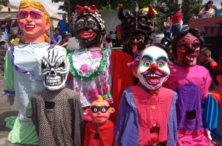 Santo Domingo celebra el Día Nacional de la Mascarada Tradicional Costarricense