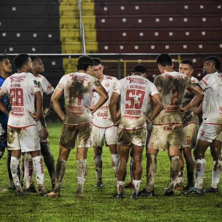 Se prendió el campeonato: ADG gana apelación y sacude la clasificación con sanción a Santos