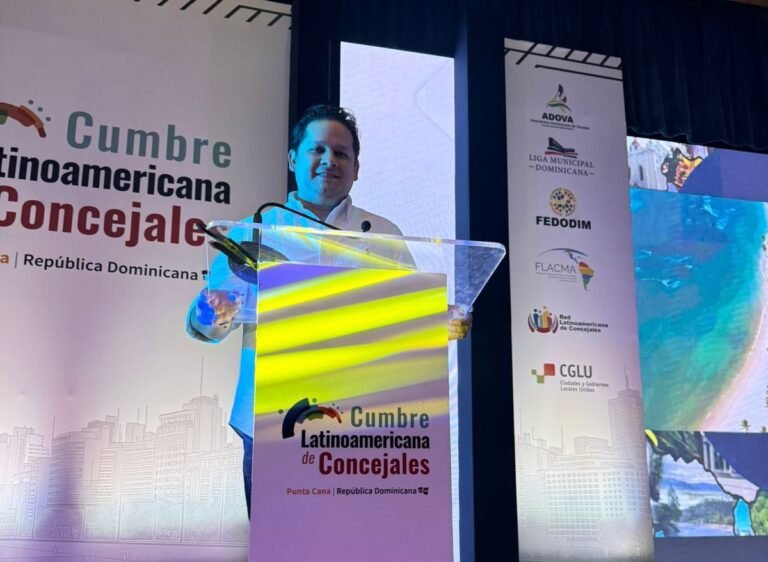 Regidor Juan Diego Gómez electo copresidente de la Red Latinoamericana de Concejales