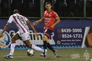 Empate entre San Carlos y Saprissa los deja contra las cuerdas en busca de la clasificación