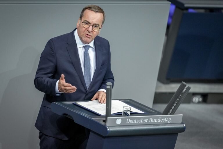 Alemania considera a Rusia mayor amenaza para su seguridad