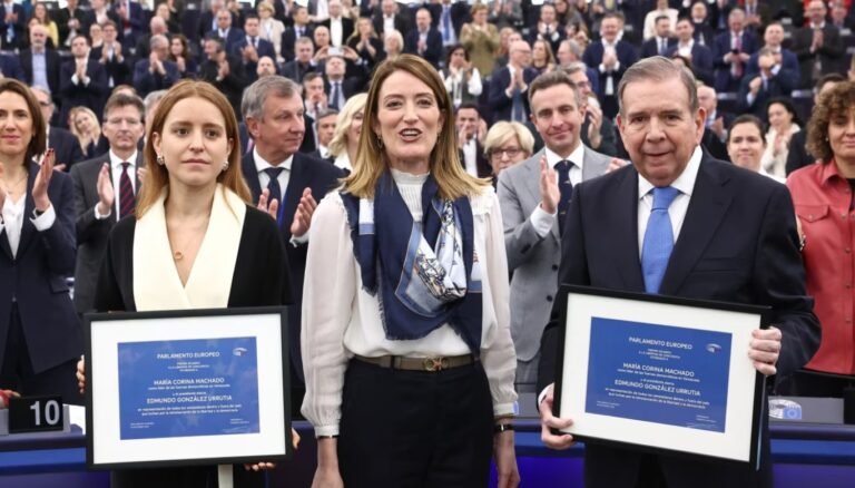 Edmundo González y María Corina Machado reciben premio Sájarov del Parlamento Europeo