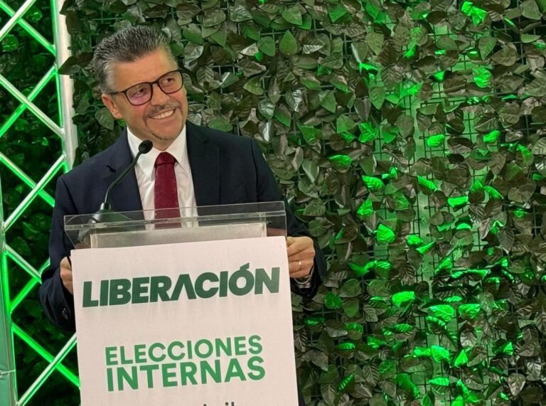 Jiménez asegura que presenta su candidatura sin ataduras ni compromisos con los ayatolás del PLN