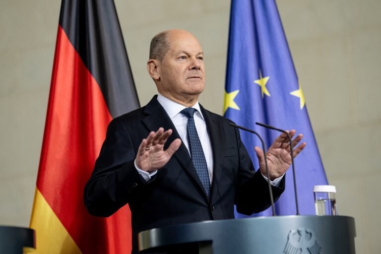 Scholz confía en que Trump mantenga el apoyo a la defensa de Ucrania