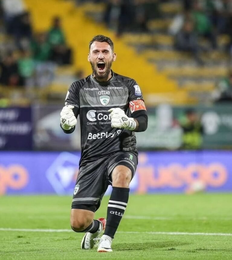 Alajuelense oficializa llegada de su nuevo portero: ‘Vengo a darlo todo por la camiseta’