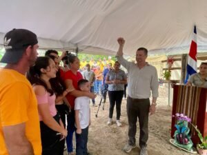 Gobierno entrega 31 viviendas a familias del Territorio Indígena Rey Curré