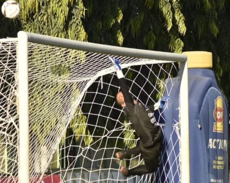 Balonazo y conmoción: Adrián De Lemos cuenta su aterrador momento en la cancha