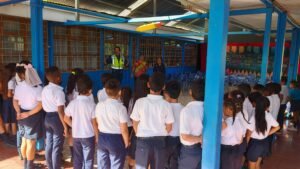 De Moín para el futuro: 150 estudiantes reciben apoyo educativo de APM Terminals