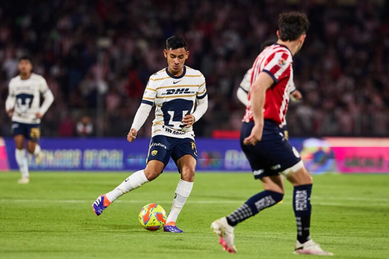 (Videos) Pumas llega en crisis ante Alajuelense