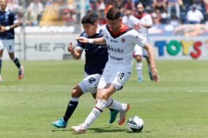 Puntarenas celebra el aguerrido empate entre Cartaginés y Alajuelense