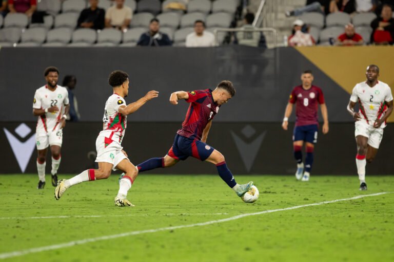 Costa Rica no aprovechó los dos grandes favores de Guatemala y Nicaragua