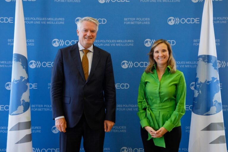 En París, BCIE destaca su liderazgo en Finanzas Sostenibles y Transparencia