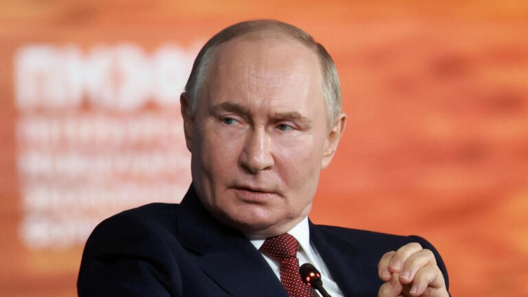 “Rusos y ucranianos son un solo pueblo. En ese sentido, toda Ucrania es nuestra”, afirma Putin