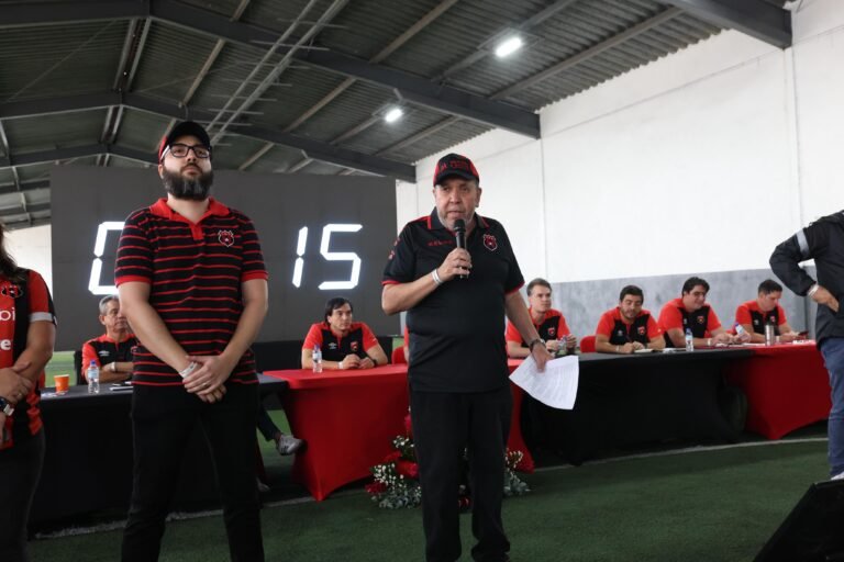 José Cabezas, fue candidato a la presidencia de Alajuelense por parte de Transparencia Rojinegra.