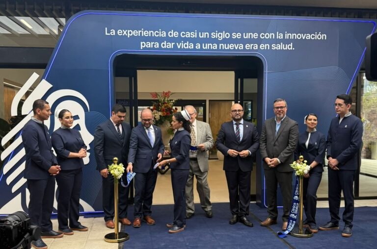 Clínica Bíblica inauguró su nuevo hospital en Aleste