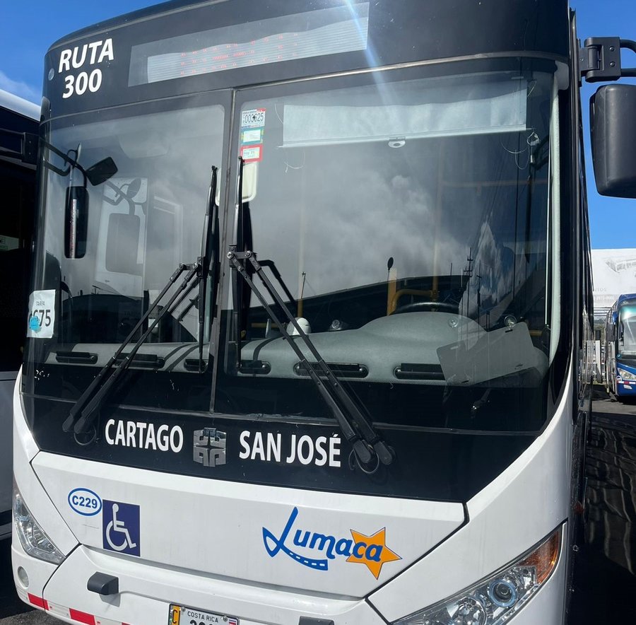 Defensoría: Solo uno de 98 buses inspeccionados de Lumaca no presentó defectos