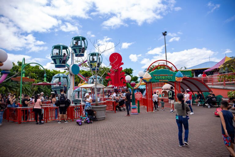 Activá el “Modo Parque” en vacaciones con shows, música, magia y adrenalina